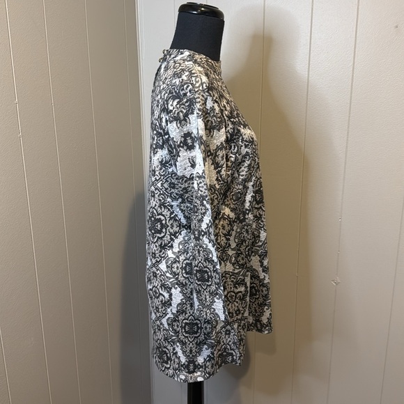 NWT Style & Co. Women’s Small Long Sleeve Chest Cutout Back Slit and Button - Picture 3 of 8